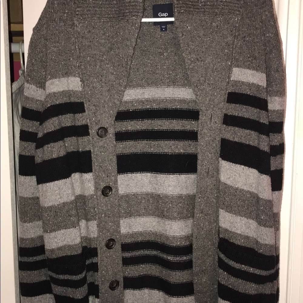 GAP cardigan